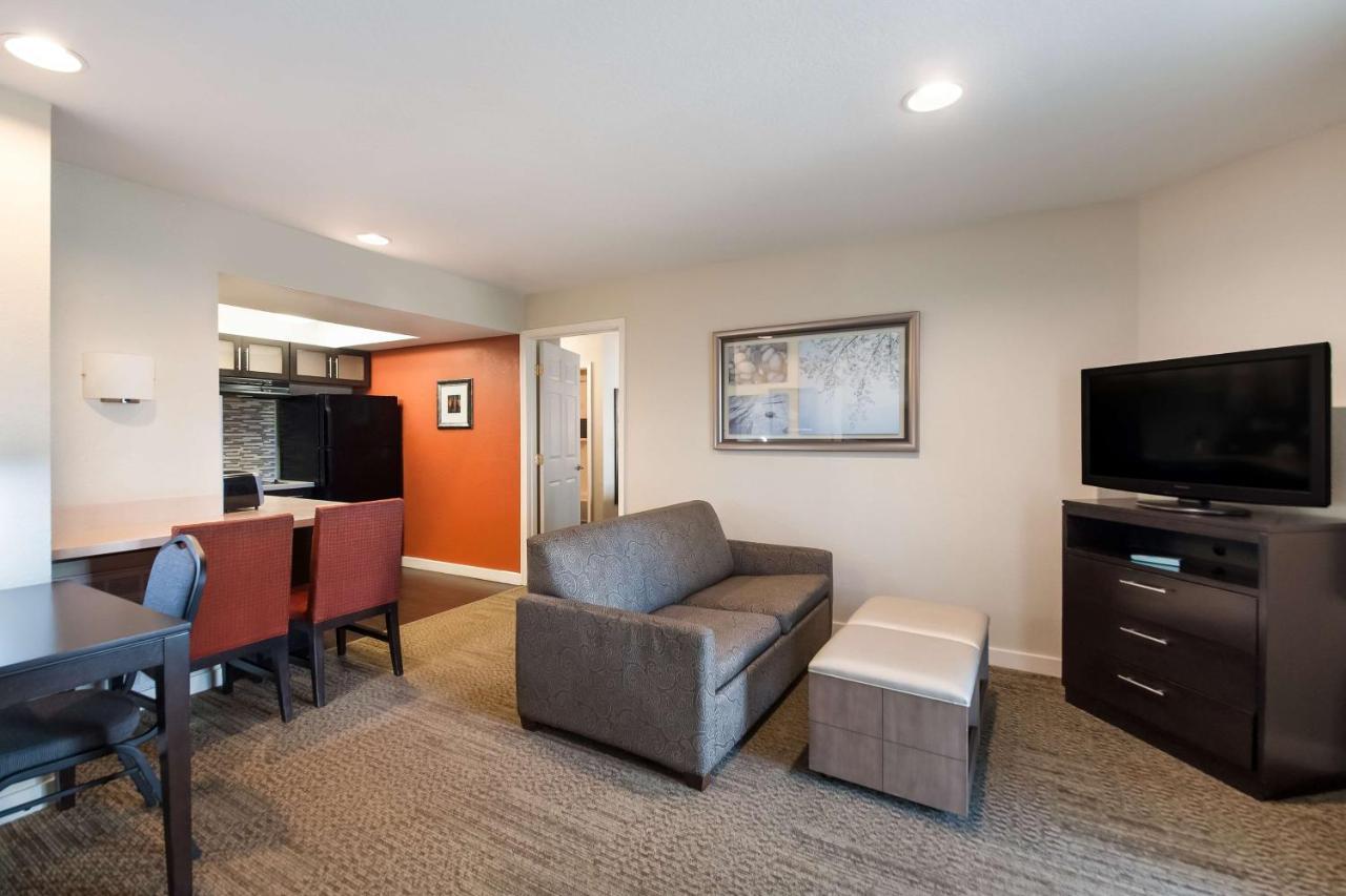 Sonesta Es Suites Dulles Airport Herndon Exterior photo