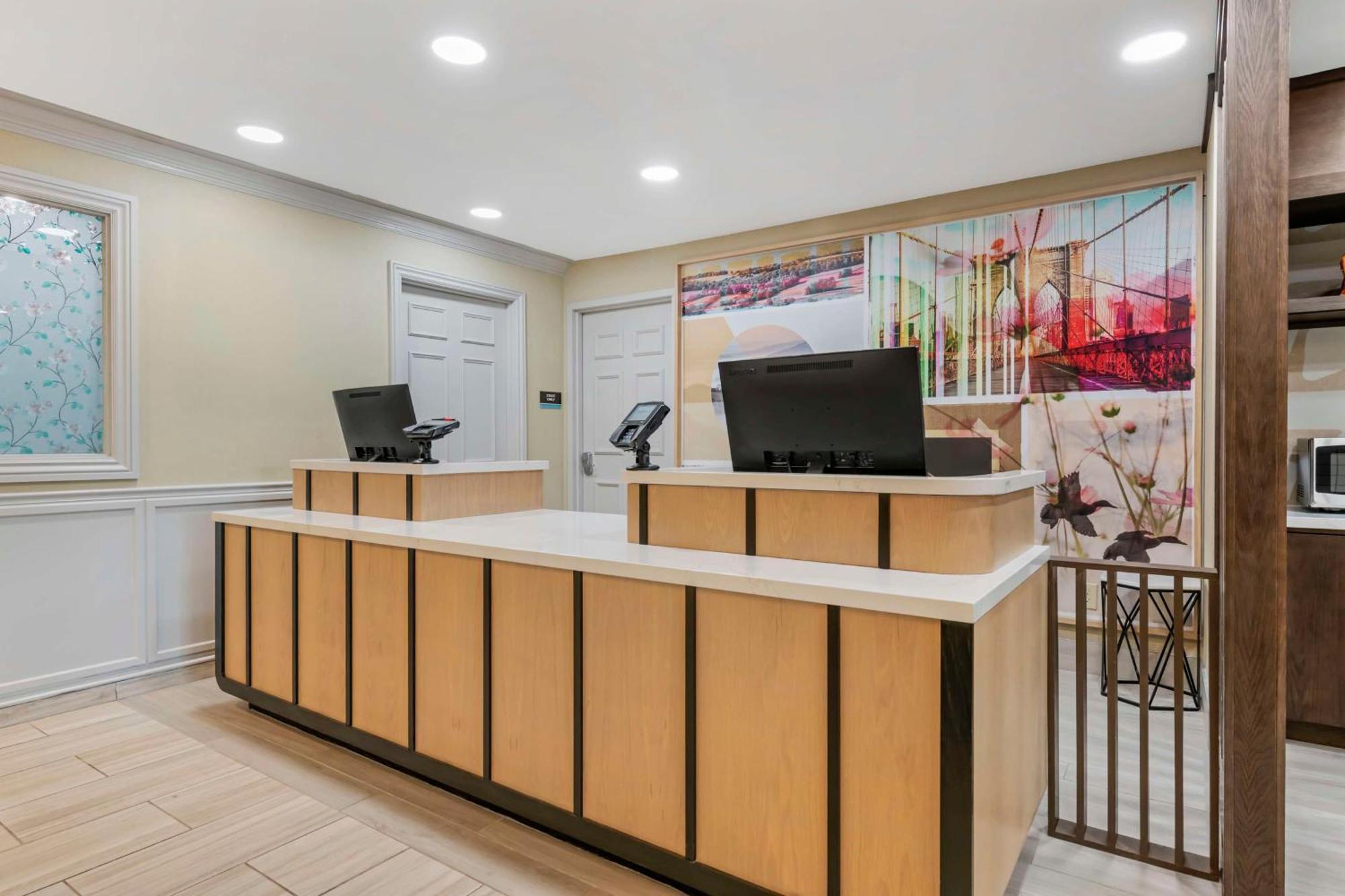 Sonesta Es Suites Dulles Airport Herndon Exterior photo